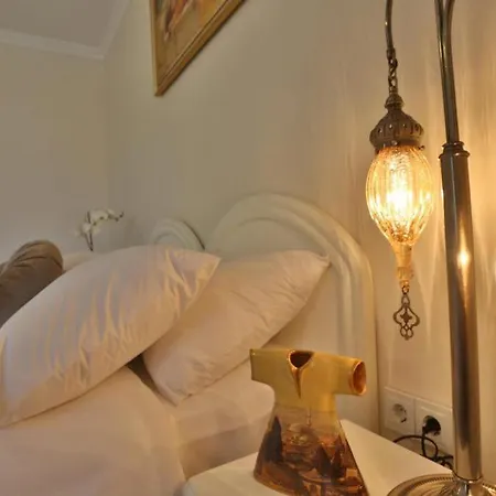 Bon City & Hotel 3*